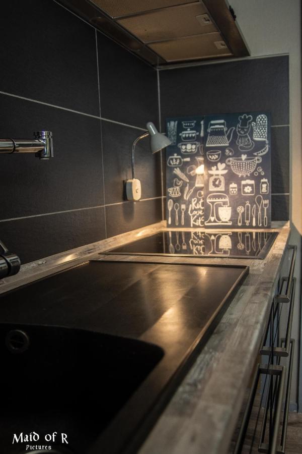 Hof Vierzehnender Im Hohen Venn - 70qm Fachwerk-studio - Grosses Wohn-schlafzimmer Mit Dachterrasse Und Kaminofen - Separate Kueche - Perfekt Fuer Paare - - Eifel - Hunde Willkommen - Islandpferde * Monschau