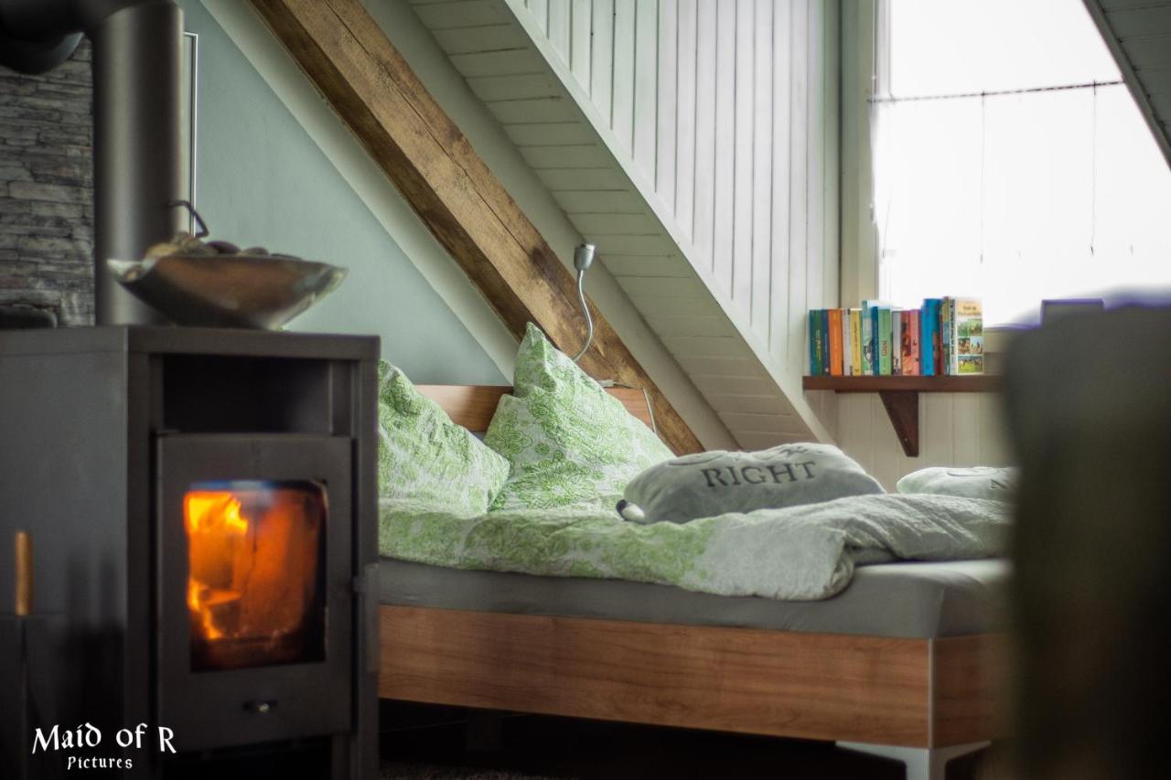 Apartment Hof Vierzehnender: Eifel Mit Dachterrasse Und Kamin *