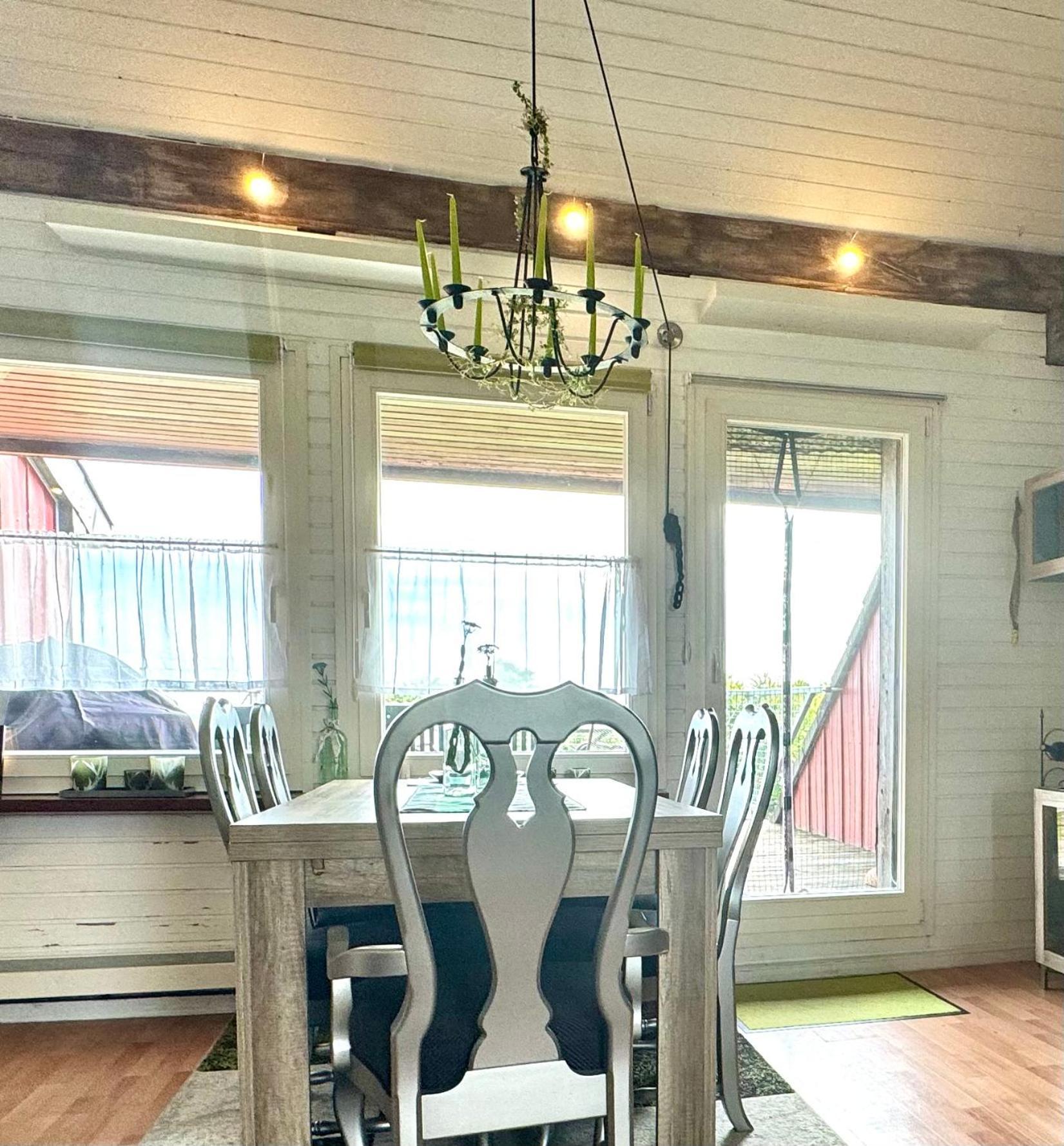 Hof Vierzehnender: Eifel Mit Dachterrasse Und Kamin