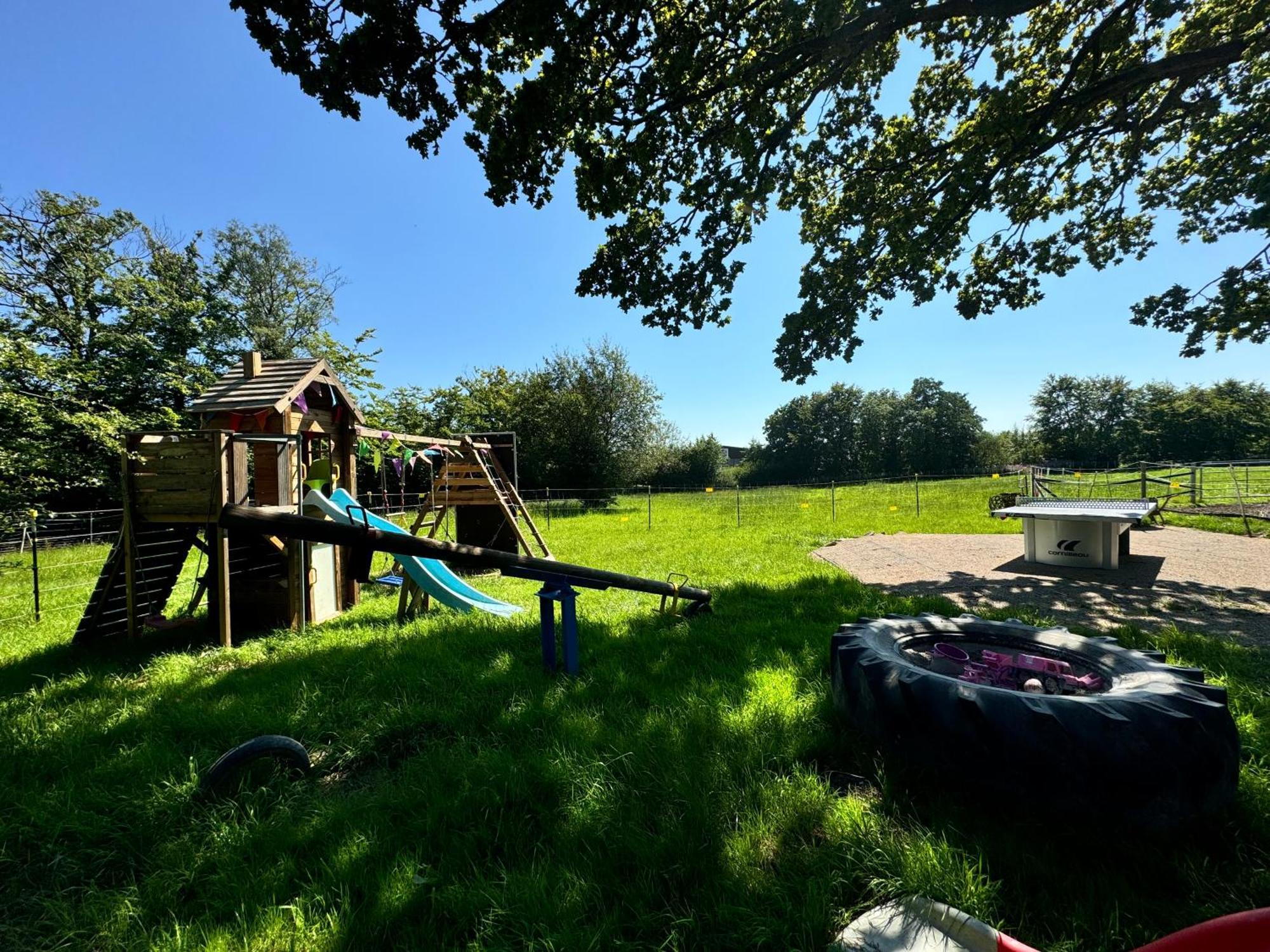Hof Vierzehnender Im Hohen Venn - 70qm Fachwerk-studio - Grosses Wohn-schlafzimmer Mit Dachterrasse Und Kaminofen - Separate Kueche - Perfekt Fuer Paare - - Eifel - Hunde Willkommen - Islandpferde Lejlighed Monschau